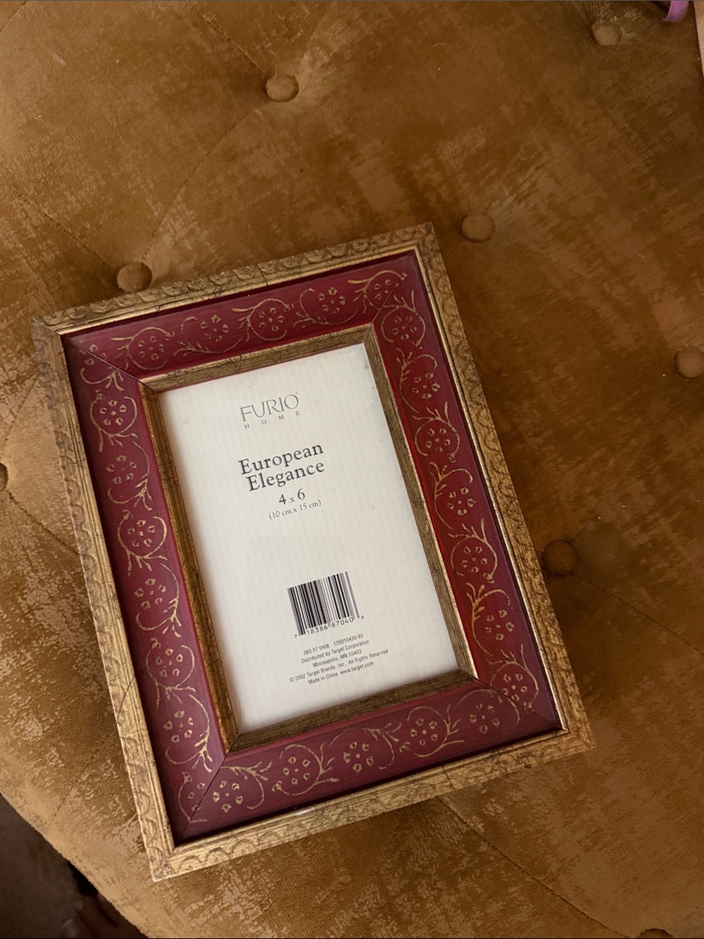 Red and Gold European Elegance 4x6 Picture Frame